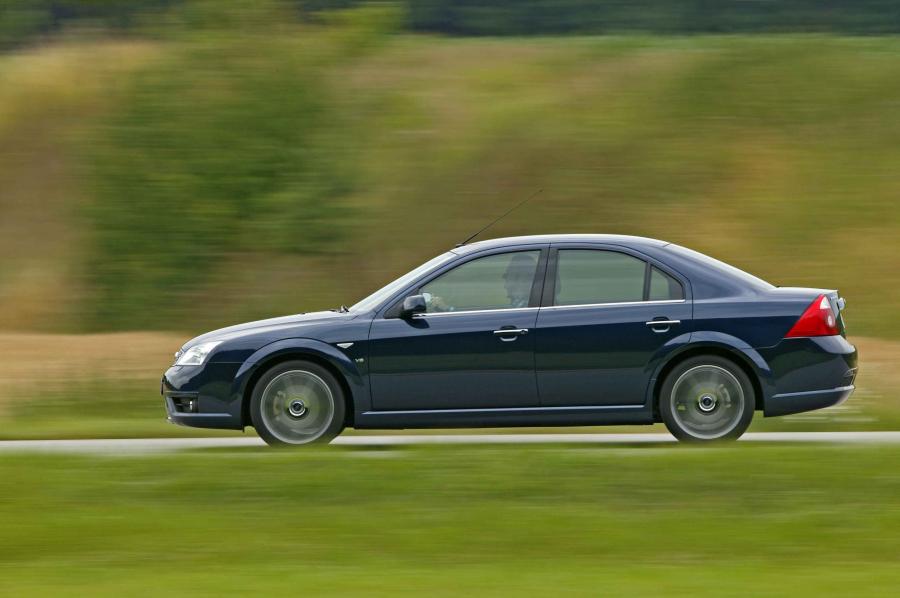  Ford Mondeo Titanium 2004 года  (фото 11 из 38)